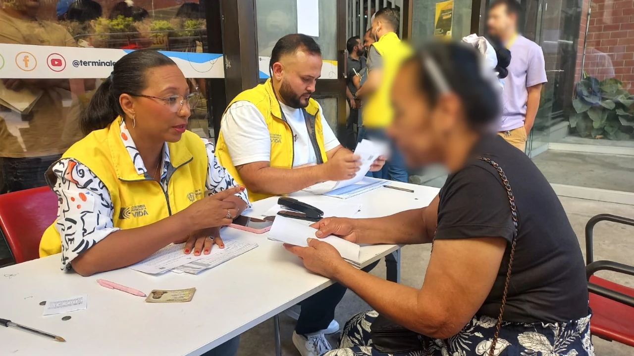 Antioquia reparó a más de 4.000 víctimas del conflicto armado con indemnizaciones 2 reparacion-victimas-conflicto-armado-antioquia1