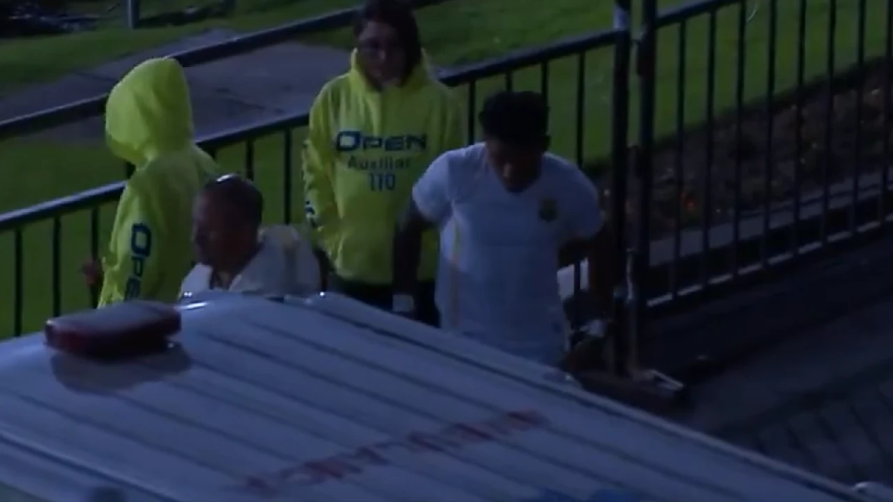 Wilson Morelo se encuentra estable luego de la urticaria alérgica que lo hizo abandonar el Estadio en ambulancia 1 situacion-wilson-morelos-tras-salir-partido-laequidad-ambulancia2