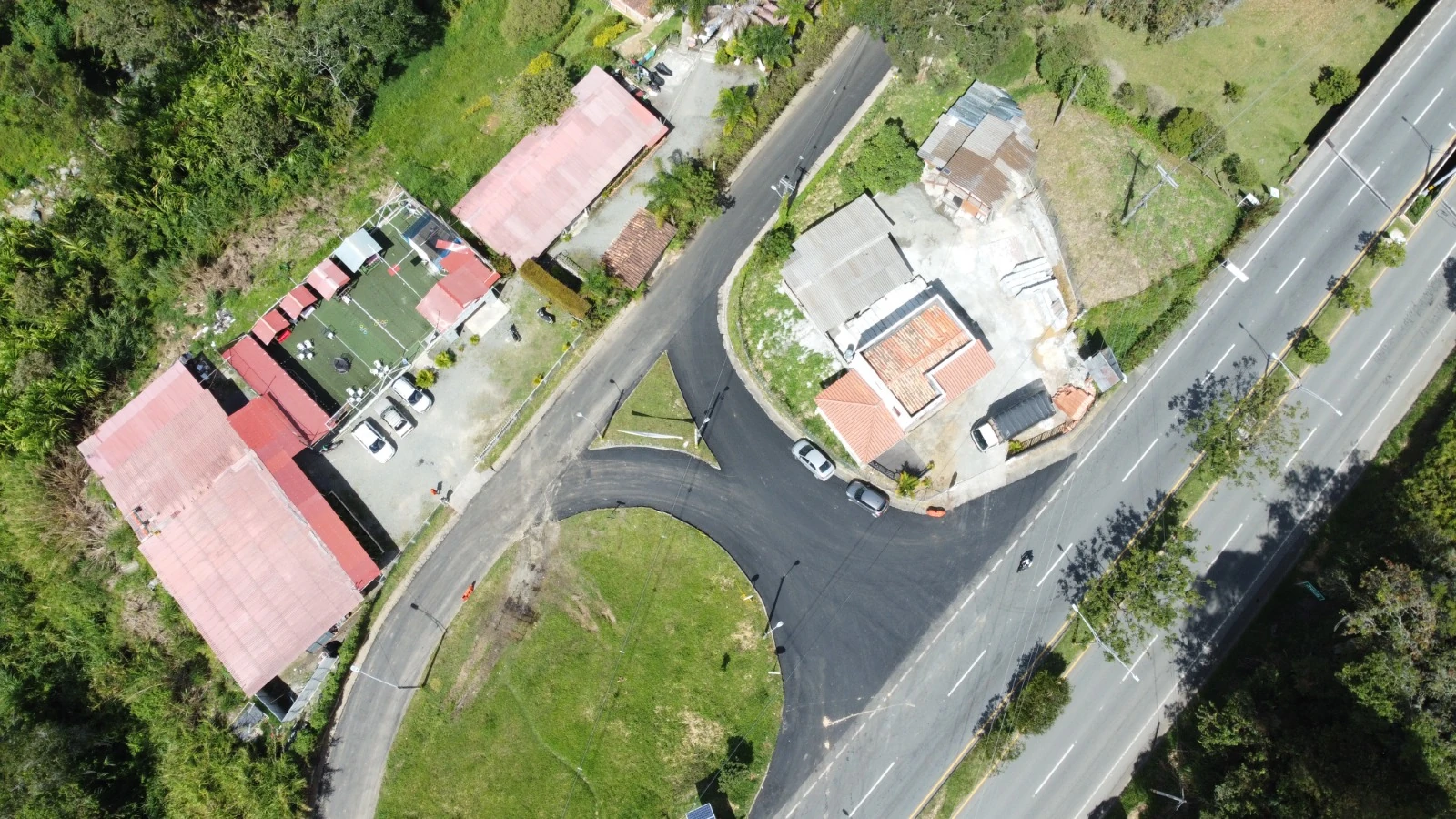 ¡Mejoramiento de la malla vial! Más de 14.900 metros lineales de vías han sido arreglados en los corregimientos 2 Líneales-de-vías.-